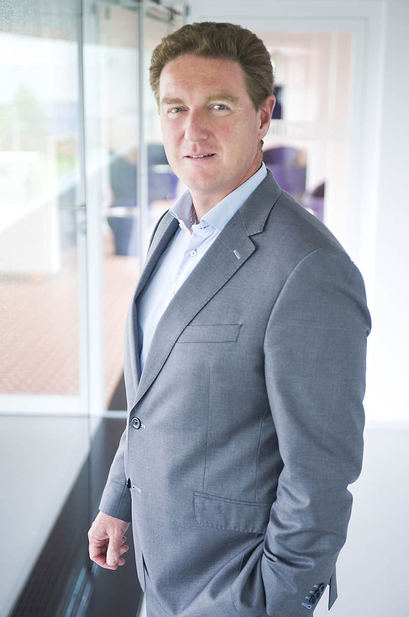 Thieu Coffeng plv. directeur a.i.