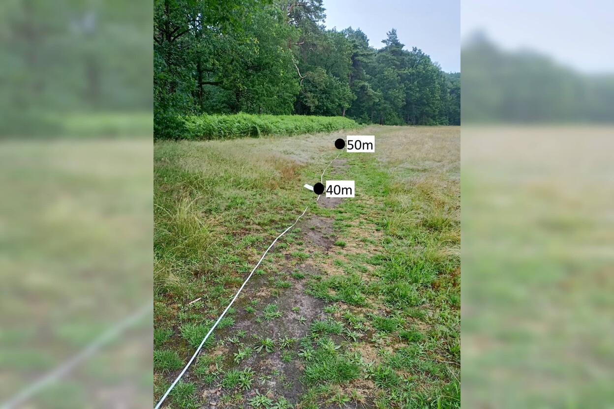 Fictieve loopafstand van slachtoffer wordt gemeten met touw