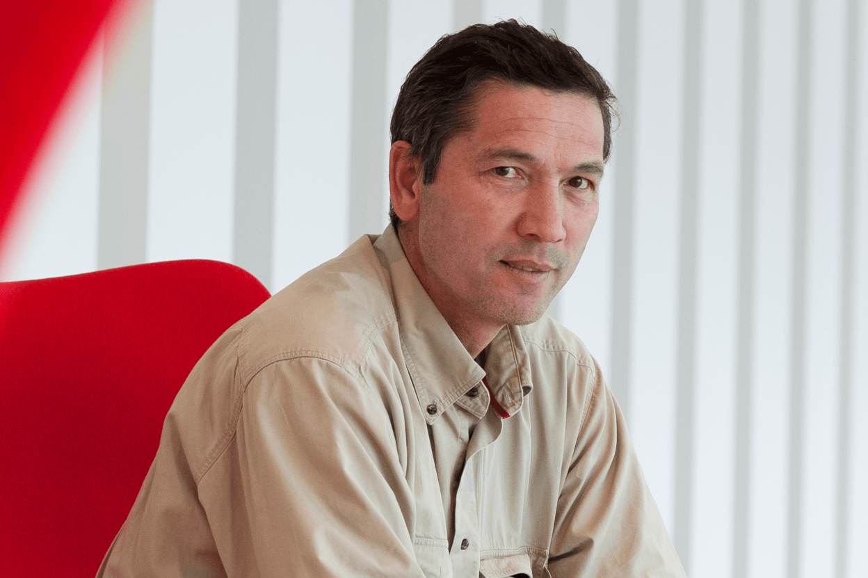 Foto tijdens interview van Peter Varkevisser