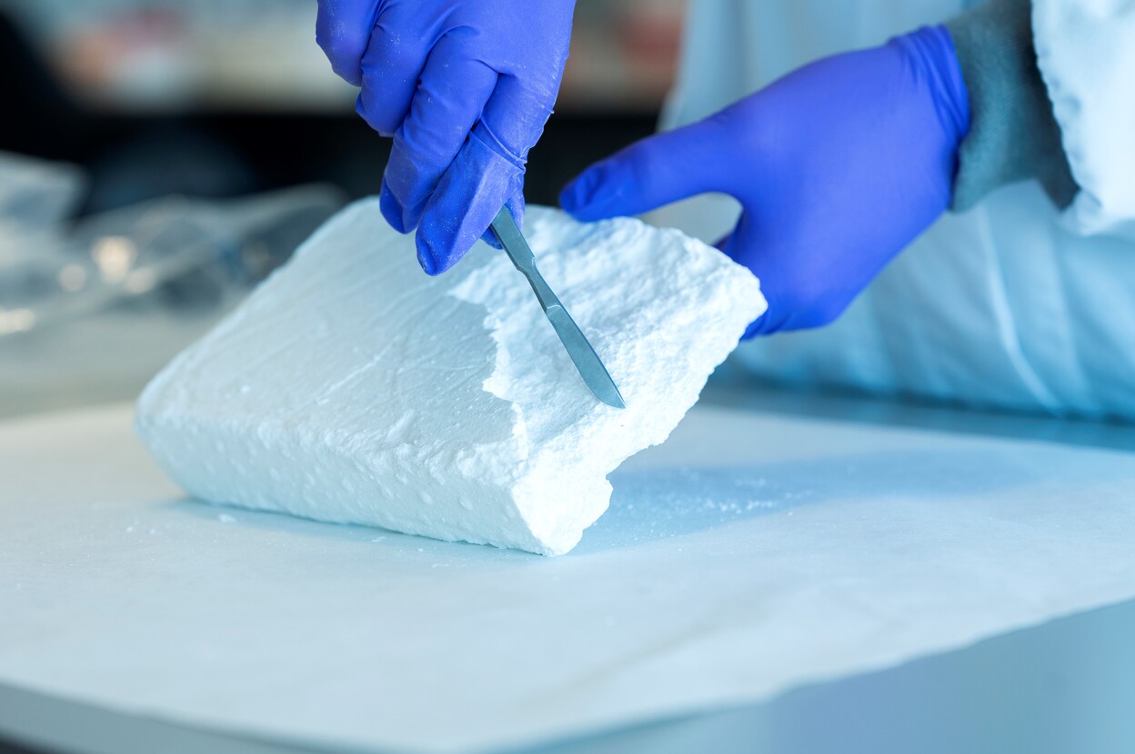 Cocaine blok wordt onderzocht door het NFI