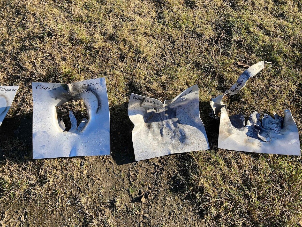 Testresultaten verschillende soort vuurwerk op aluminium platen