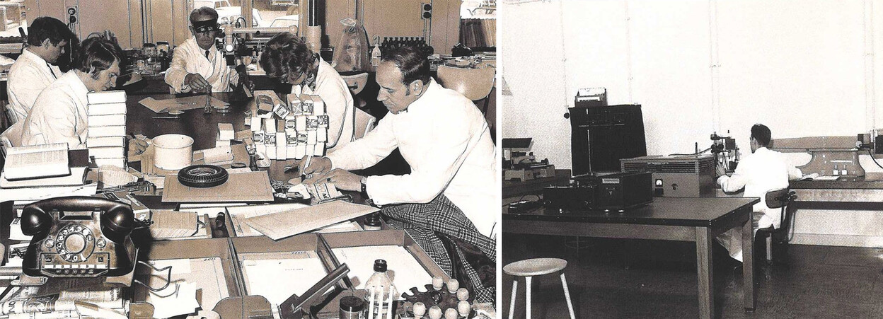 Zwart-wit beelden van onderzoekers aan tafel in het lab aan de Raamweg